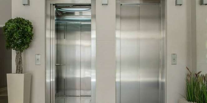 Sebulan Terjebak di Lift, Saat Ditemukan Kondisi Kakek Itu...