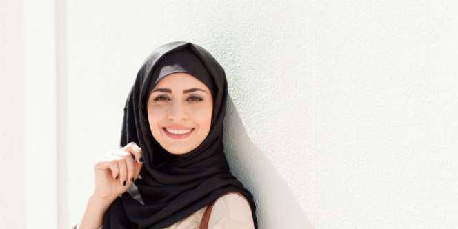 3 Cara Bikin Jilbab Agar Tetap Rapi Seharian