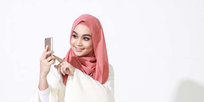 Tips Menemukan Lipstik Nude Sesuai Warna Kulit