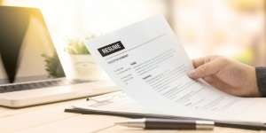 Cara Orang Sukses Menulis Resume, Hindari 4 Kesalahan Ini
