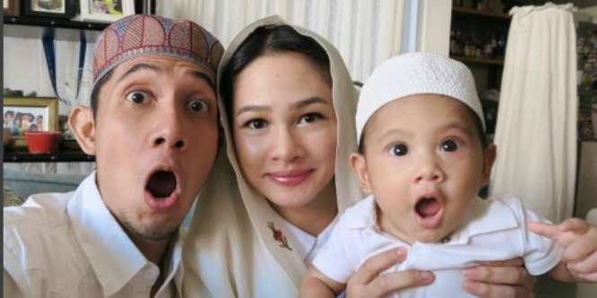 Bawa Anak Saat Rekaman, Andien: Biar Tahu Ibunya Penyanyi