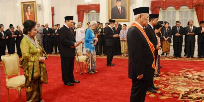 Ulama Hingga Pelukis, Ini 8 Penerima Tanda Kehormatan RI