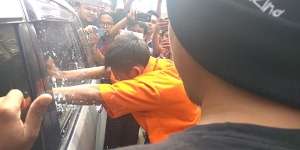 Waspada! Perampok Spesial Pecah Kaca Incar Mobil Seperti Ini