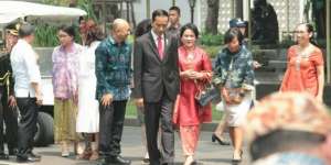 Sumringah, Jokowi Cicipi Makanan Para Jawara LMIN 2017