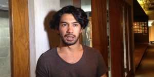 Ternyata Ini Film Favorit Reza Rahadian