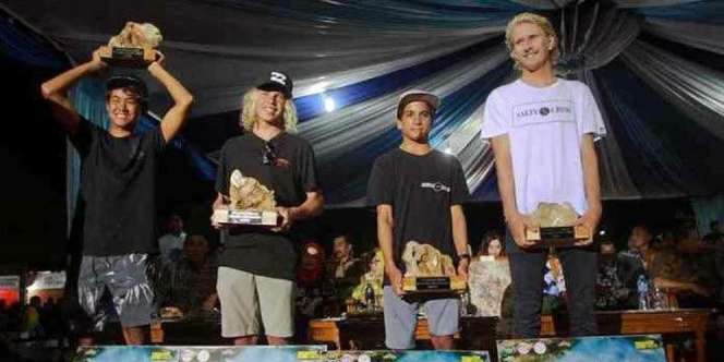 Pecahkan Rekor MURI, Hello Pacitan Jadi Idola Baru Para Surfer