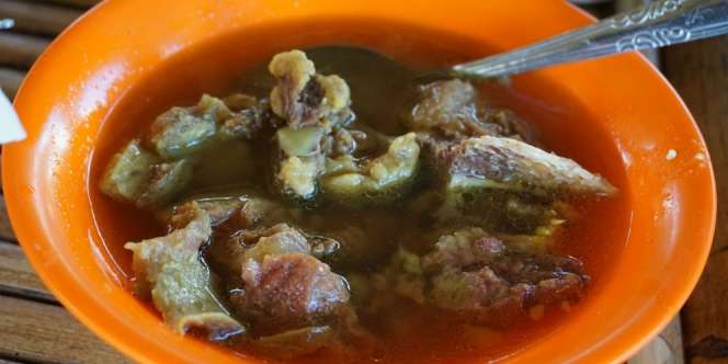Kulineran di Lombok, Hati-hati Ketagihan Sup Bebalung!