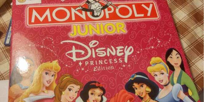 Geger Mainan Monopoli Disney Terdapat Gambar Tak Senonoh