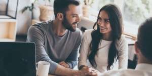 3 Cara Mendapatkan Tambahan Modal untuk Menikah