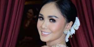 Geger Foto Seksi Jepretan Gading, Ini Klarifikasi Yuni Shara