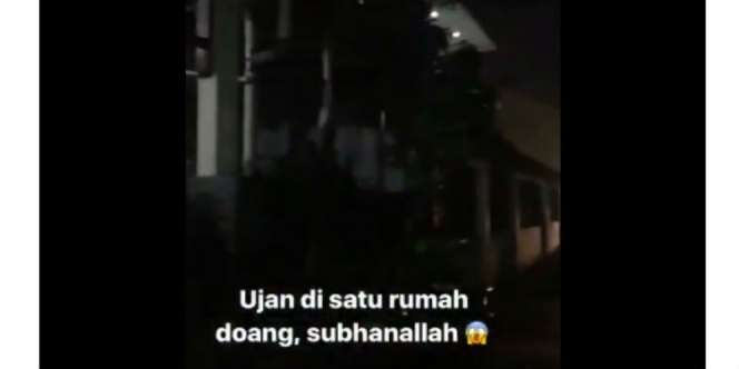 Heboh 'Hujan' Langka di Tebet, Cuma Guyur 1 Rumah