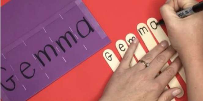 Bermain dan Belajar Nama Sendiri dengan Stik Es Krim