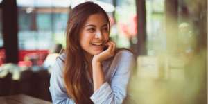 Tips Bahagiakan Diri Meski Masih Tinggal Sendiri
