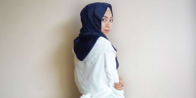 Dian Nopiyani: Sentuhan Warna Putih di Segala Tema Busana