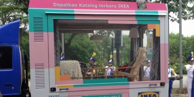 Ada Mobil Furnitur Keliling, Isinya Ternyata..