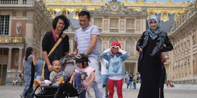 Deretan Artis Ini Jadi Ibu Tiri Tapi Berhati Peri