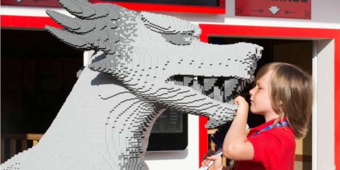 Keren! Bocah 6 Tahun Diterima Bekerja di Legoland