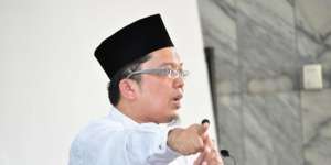 Belum Sempat Bebas, Alfian Tanjung Kembali Ditangkap