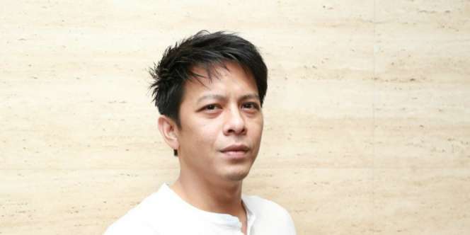 Wanita yang Dipeluk Ariel `Noah` Angkat Bicara, Rupanya...