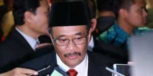 Larangan Sepeda Motor Melintas Sudirman Ditunda