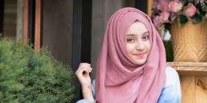 5 Alasan Terbesar Hijabers Wajib Perawatan Rambut di Salon