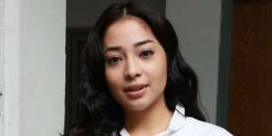 Berfoto di Sydney Opera, Pose Nikita Willy Bikin Salah Fokus