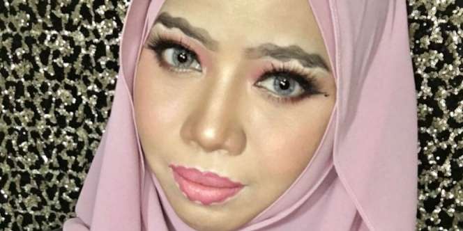 Selain Alis, Polesan Lipstik Squiggly Juga Viral di Instagram