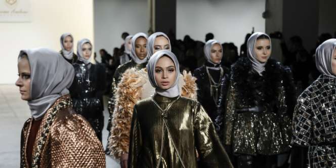 7 Tren Gaya dari NYFW yang Bisa Diadopsi Hijabers Kece