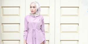 Hamidah Rachmayanti: Hobi Pakai Busana Nuansa Pastel