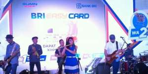 Serunya Shopping Race di Peluncuran BRI Easy Card