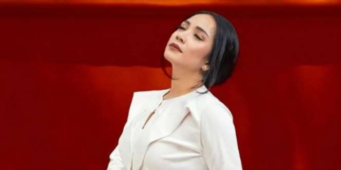 Simpel Banget, Warganet Kaget Tahu Harga Baju Nagita Slavina