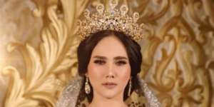 Foto Mulan Bareng Driver Ojek Online Bikin Heboh, Kenapa?