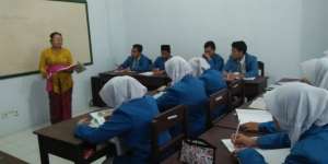 Indahnya Toleransi, Pesantren Berdiri di Tengah Warga Hindu