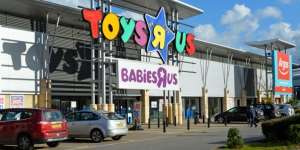 Utang Menumpuk, Ritel Mainan Toys R Us Bangkrut