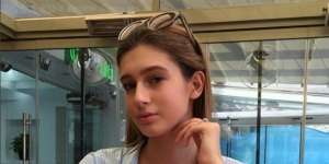 Gelar Miss Turki Gadis Cantik Ini Dicopot, Baca Tweetnya!