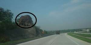 Merinding! Kisah Sopir Potret Batu Misterius di Tol Cipali