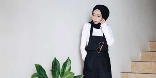 Inspirasi Kenakan Busana Cerah Bagi Hijaber Bertubuh Mungil