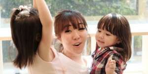 Kecil-kecil, Baju dan Sepatu Anak Artis Ini Bikin Melongo