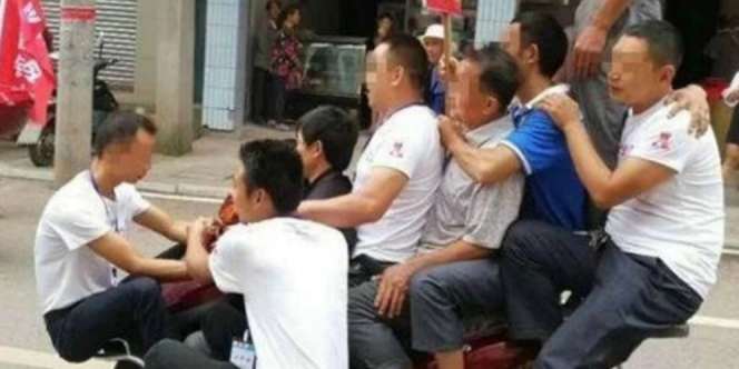 Ngakak tapi Miris, Cara Sales Motor China Pikat Pembeli!