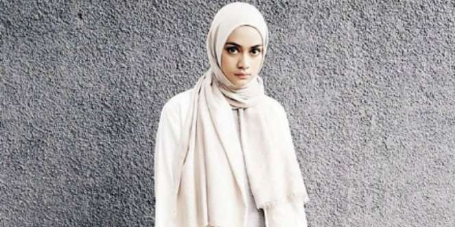 Deretan Artis Hijab yang Cantik Tanpa Polesan Makeup