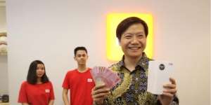 Bos Xiaomi Beli Ponsel di Bekasi: `Orang Indonesia Jutawan`