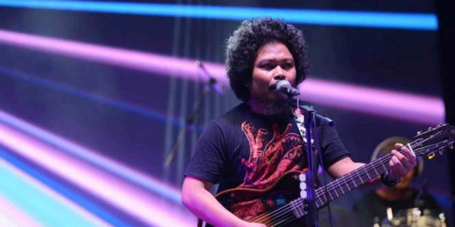 Sihir 'Akad' Payung Teduh