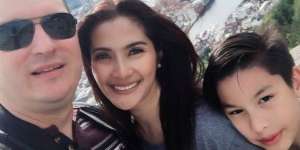 Deretan Artis yang Dinikahi Pria Asing dan Tajir