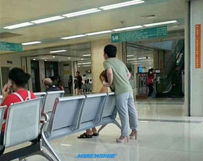 Atas Nama Cinta, Pria Rela Kenakan High Heels Kekasih