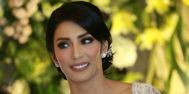 Begini Wajah Tanpa Makeup Tyas Mirasih