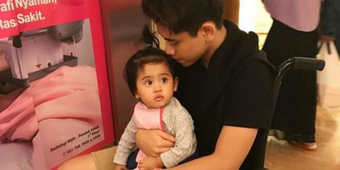 Innalillahi..Anak Venna Melinda Kecelakaan, Mobil Hancur Parah