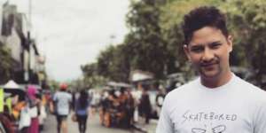 Jarang Unggah Foto Bareng, Istri Lucky Perdana Jadi Sorotan