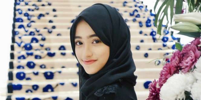 Tutorial Makeup Sesuai Umur, Jamin Gak Kelihatan Tua!