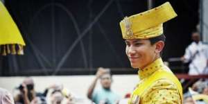 Tampannya Pangeran Brunei Darussalam, Bikin Cewek Meleleh