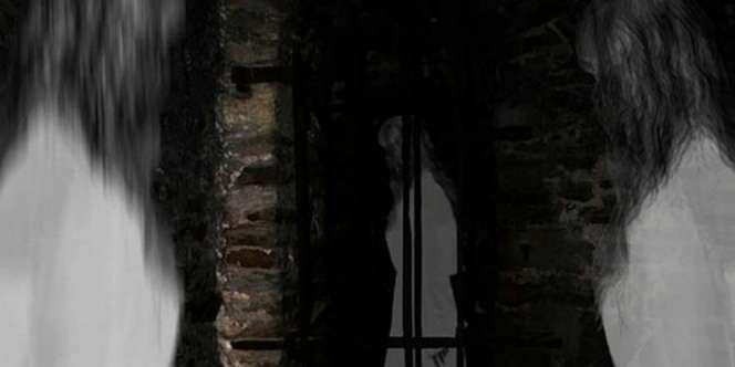 Geger Sosok Menakutkan Terekam Kamera di Tempat Pemandian Umum